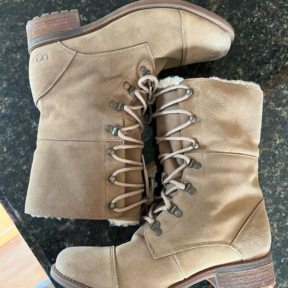 UGG lace-up Sherpa-lined boots